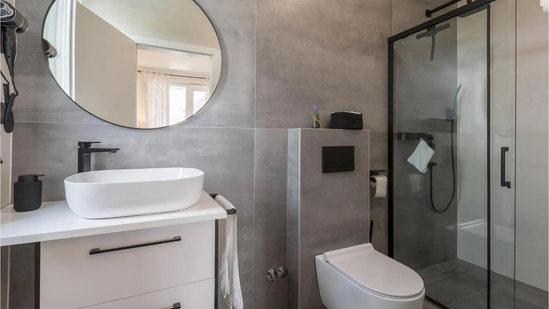 Holiday home 3 Bedroom Amazing Home In Valbandon